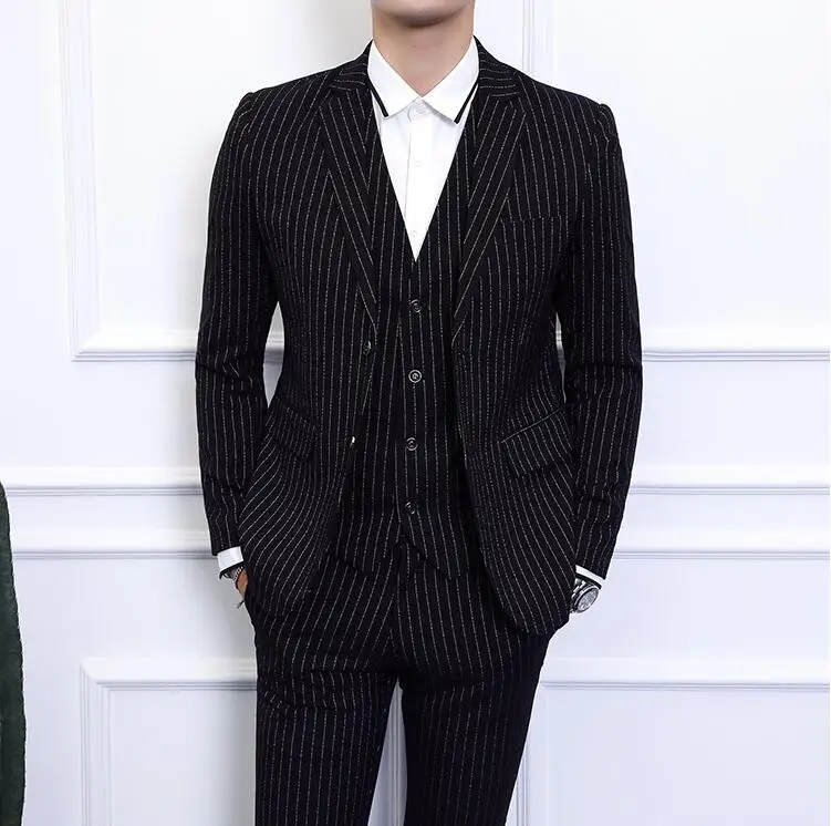 Mens Peaked Lapel 3 Piece Wedding Suit Striped Slim Fit Formal Casual Groom Tuxedos Single Breasted Jacket Blazer Evening Prom
Mens Peaked Lapel 3 Piece Wedding Suit Striped Slim Fit Formal Casual Groom Tuxedos Single Breasted Jacket Blazer Evening Prom