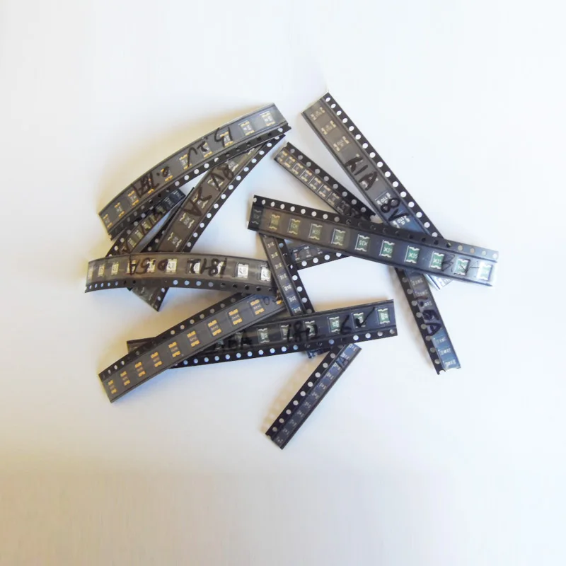 Free Shipping 15valuesX10pcs=150pcs 1812 1210 1206 0805 SMD Self-recovery Fuse Assorted Packs 0.2A-3.5A Resettable Fuses Kit
Free Shipping 15valuesX10pcs=150pcs 1812 1210 1206 0805 SMD Self-recovery Fuse Assorted Packs 0.2A-3.5A Resettable Fuses Kit
