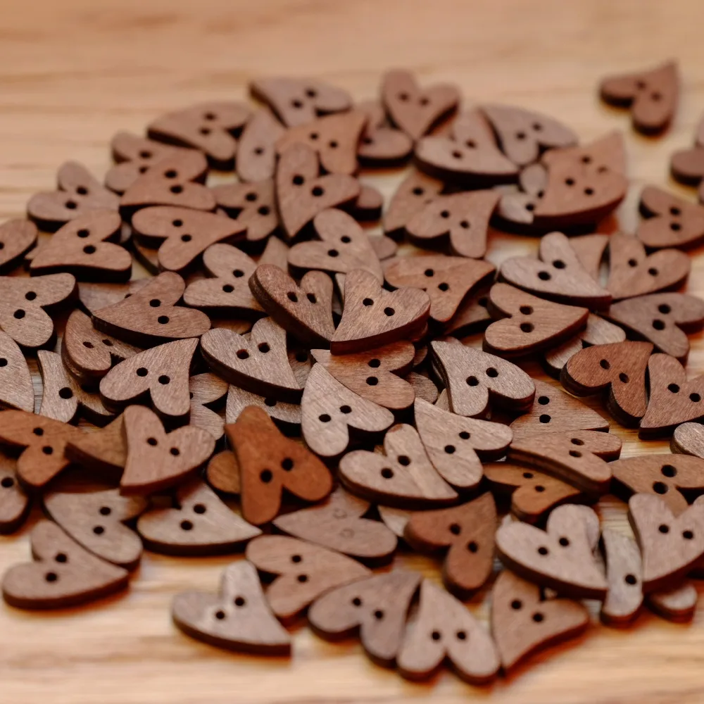50pcs/set Brown Wood Wooden Sewing Heart Shape Button Buttons Craft Scrapbooking 20mm for Garment Accessories 8680
50pcs/set Brown Wood Wooden Sewing Heart Shape Button Buttons Craft Scrapbooking 20mm for Garment Accessories 8680