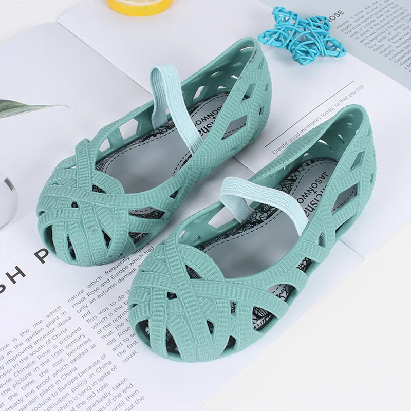 Children's sandals 2019 new children's children's rain boots princess shoes Baotou beach shoes non-slip peas shoes
Children's sandals 2019 new children's children's rain boots princess shoes Baotou beach shoes non-slip peas shoes