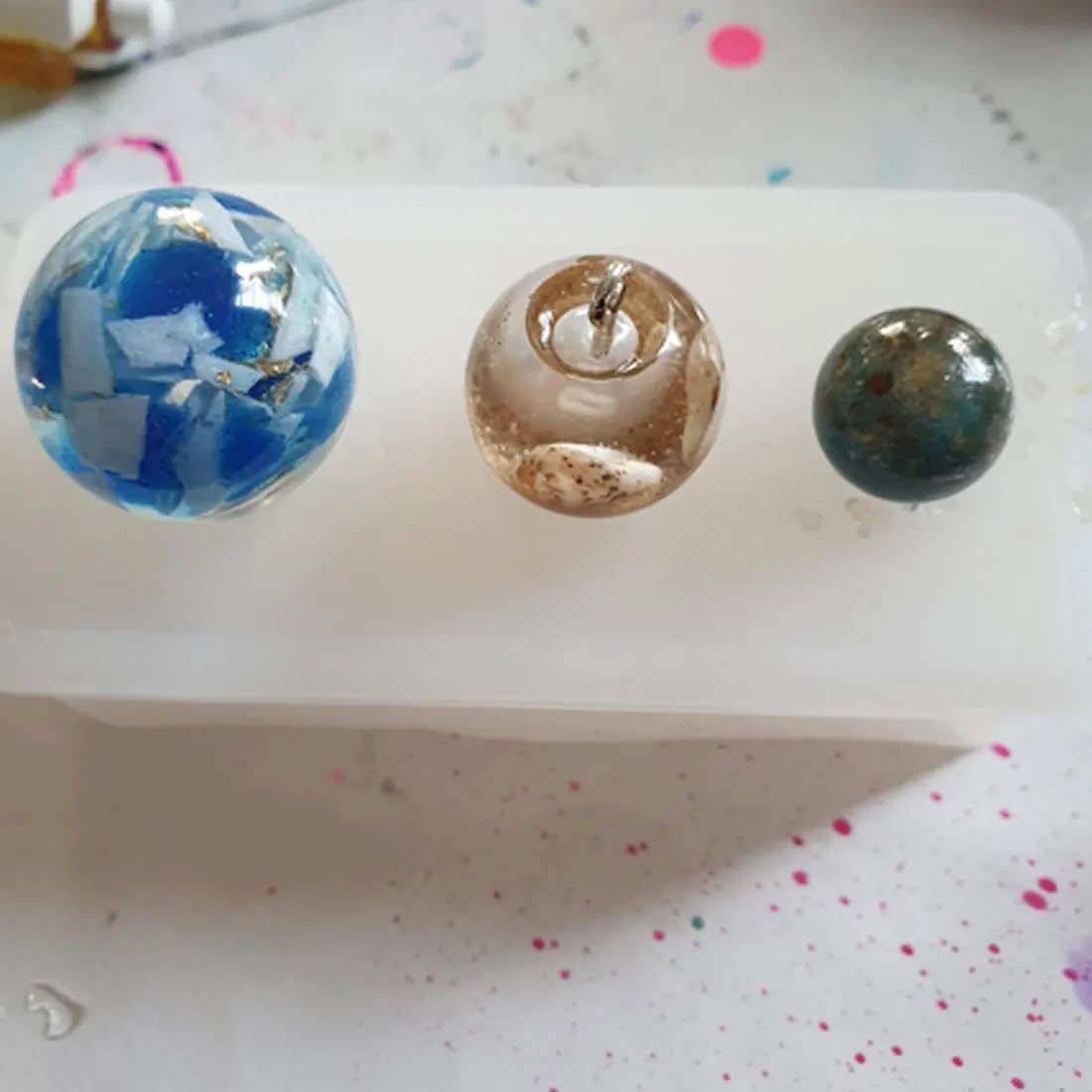 Accessories Gifts Six Hole Ice Cube Ball Tray Spherical Silicone Mould Ice Hockey Kitchen Gadgets
Accessories Gifts Six Hole Ice Cube Ball Tray Spherical Silicone Mould Ice Hockey Kitchen Gadgets