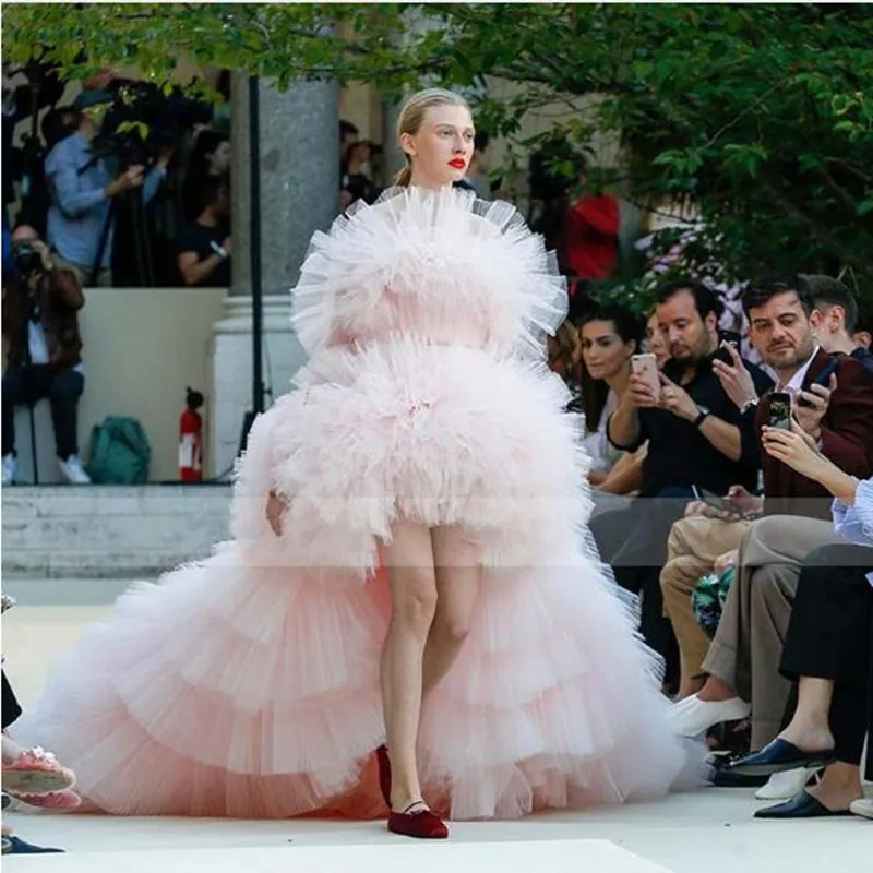 2019 New Arrival Light Pink High Low Evening Party Dresses Elegant Off Shoulder Puffy Adult Prom Gown Ruffle Tiered Tulle Custom
2019 New Arrival Light Pink High Low Evening Party Dresses Elegant Off Shoulder Puffy Adult Prom Gown Ruffle Tiered Tulle Custom