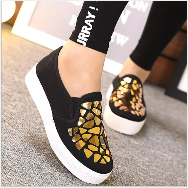 WENYUJH 2019 Fashion Women Loafers Vulcanize Shoes Canvas Sequins Sneakers Shoes Ladies Slip On Breathable Shallow Casual
WENYUJH 2019 Fashion Women Loafers Vulcanize Shoes Canvas Sequins Sneakers Shoes Ladies Slip On Breathable Shallow Casual
