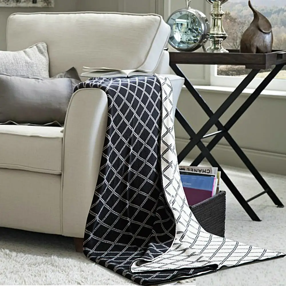 Super Soft Fashion Cotton Knitted Blanket Aircraft Sofa Use Office Children Blanket Towel Travel Portable Car Cover Blanket
Super Soft Fashion Cotton Knitted Blanket Aircraft Sofa Use Office Children Blanket Towel Travel Portable Car Cover Blanket