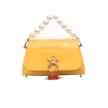 Elegant Female Mini Pearl Tote Bag 2019 Fashion New Quality Leather Women's Designer Handbag Lock Chain Shoulder Messenger Bag
Elegant Female Mini Pearl Tote Bag 2019 Fashion New Quality Leather Women's Designer Handbag Lock Chain Shoulder Messenger Bag