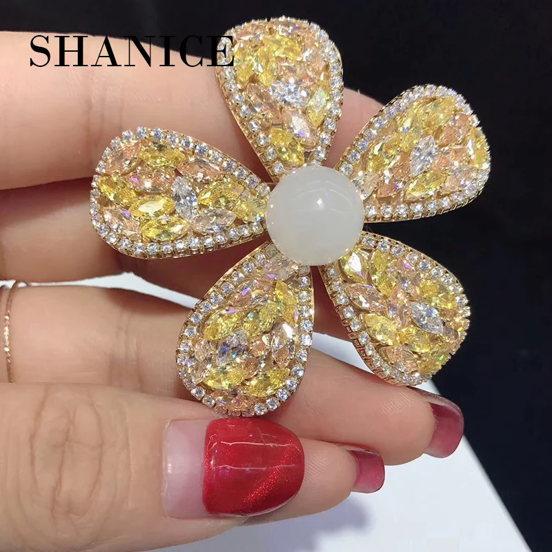 SHANICE Yellow Crystal Flower Pearl Brooch Rhinestone CZ Cubic Zircon Princess Wedding Bridal Scarf Buckle Brooches
SHANICE Yellow Crystal Flower Pearl Brooch Rhinestone CZ Cubic Zircon Princess Wedding Bridal Scarf Buckle Brooches