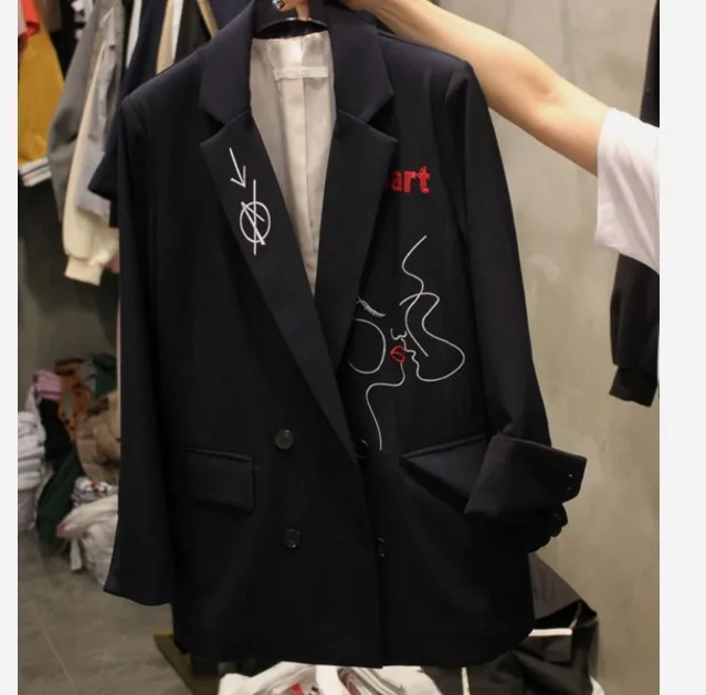 2019 New Spring And Autumn Women's Double-breasted Suit Jacket Ladies Leisure Letters Embroidered Blazer Coat Loose Outwear
2019 New Spring And Autumn Women's Double-breasted Suit Jacket Ladies Leisure Letters Embroidered Blazer Coat Loose Outwear