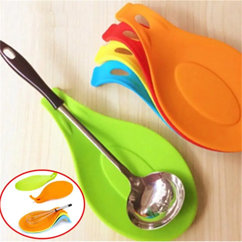 1 Pcs Multipurpose Silicone Spoon Rest Pad Food Grade Silica Gel Spoon Put Mat Device Spoon Pad Kitchen Tool
1 Pcs Multipurpose Silicone Spoon Rest Pad Food Grade Silica Gel Spoon Put Mat Device Spoon Pad Kitchen Tool