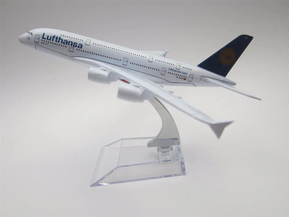 16cm Alloy Metal German AIR Lufthansa Airlines Airbus 380 A380 D-AIMF Airways Airplane Model Plane Model W Stand Aircraft
16cm Alloy Metal German AIR Lufthansa Airlines Airbus 380 A380 D-AIMF Airways Airplane Model Plane Model W Stand Aircraft
