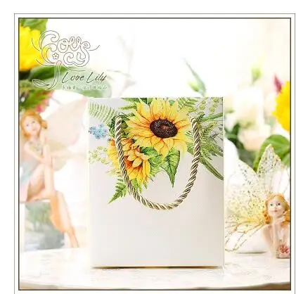 50Pcs/Lot PASAYIONE Sunflower Pattern Gift Bags With Handles Creative Handbag Containers For Favors And Gifts Table Centerpieces
50Pcs/Lot PASAYIONE Sunflower Pattern Gift Bags With Handles Creative Handbag Containers For Favors And Gifts Table Centerpieces