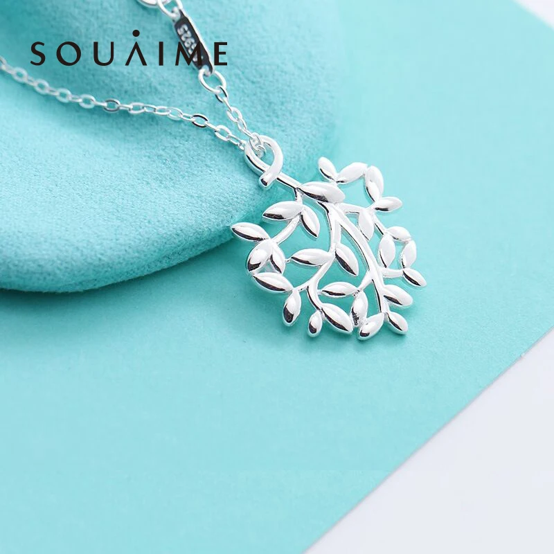 925 Sterling Necklaces Clavicle Chain O-shaped Cross-sweater Single-chain Branches Leaf-shaped Pendants To His Girlfriend
925 Sterling Necklaces Clavicle Chain O-shaped Cross-sweater Single-chain Branches Leaf-shaped Pendants To His Girlfriend
