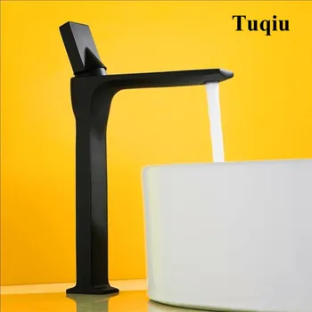 Basin Faucet Bathroom Copper Faucet North Europe Style Sink Mixer Tap Toilet Sink Hot Cold Single Handle Sink Faucet Black
Basin Faucet Bathroom Copper Faucet North Europe Style Sink Mixer Tap Toilet Sink Hot Cold Single Handle Sink Faucet Black