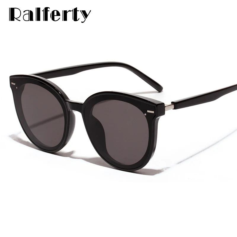 Ralferty Korea Sunglasses Women Men luxury Brand Oversize Sun Glasses Black UV400 Points 2019 lunette Shades For Women W181204
Ralferty Korea Sunglasses Women Men luxury Brand Oversize Sun Glasses Black UV400 Points 2019 lunette Shades For Women W181204