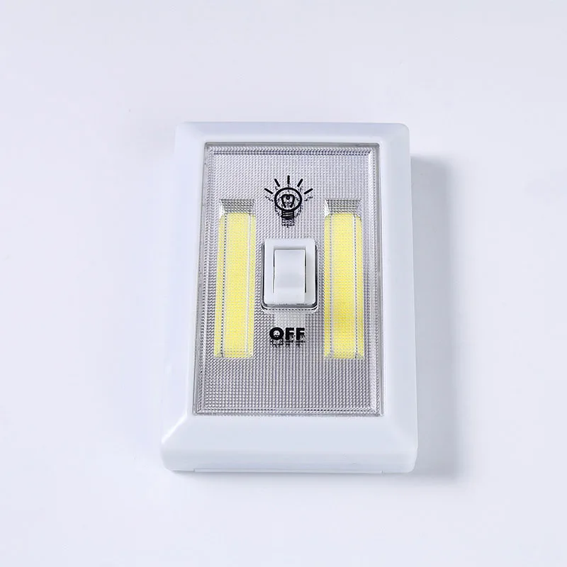 COB LED Portable Light Switch Night Light Lantern Camping Lamp Magic Tape for Indoor Closet Power by 4*AAA Battery
COB LED Portable Light Switch Night Light Lantern Camping Lamp Magic Tape for Indoor Closet Power by 4*AAA Battery
