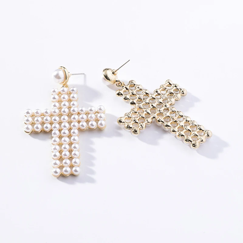 2019 New Korean Fashion Full Big Gold Pearl Rhinestone Cross Drop Earrings For Women Vintage Hollow Cross Dangle Earring
2019 New Korean Fashion Full Big Gold Pearl Rhinestone Cross Drop Earrings For Women Vintage Hollow Cross Dangle Earring