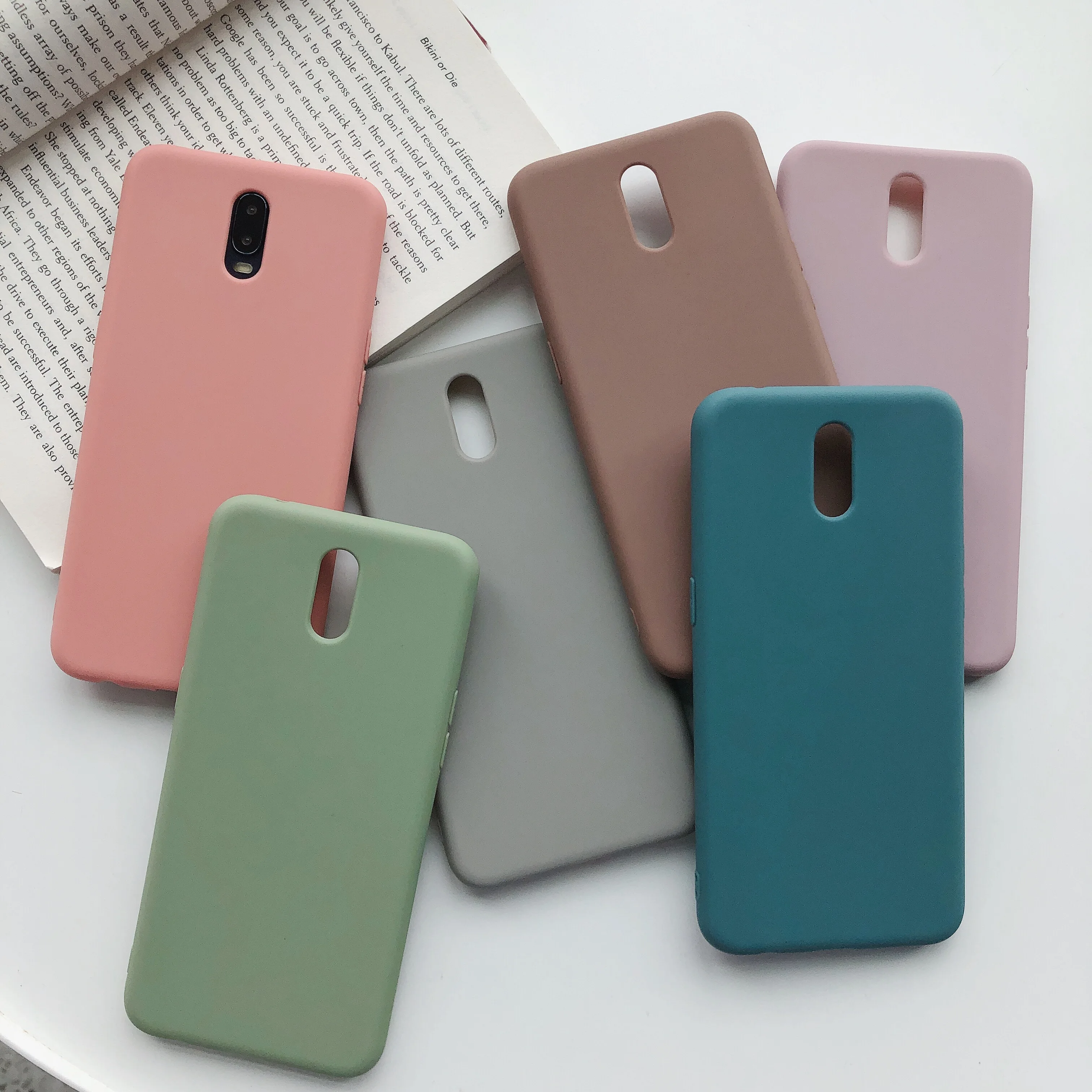 HYSOWENDLY Fashion Candy Soft Silicone Phone Case for OPPO A57 A59 A73 A75 F5 Cute Girl TPU Covers For OPPO A7X F9 A79 A83 A3 A5
HYSOWENDLY Fashion Candy Soft Silicone Phone Case for OPPO A57 A59 A73 A75 F5 Cute Girl TPU Covers For OPPO A7X F9 A79 A83 A3 A5