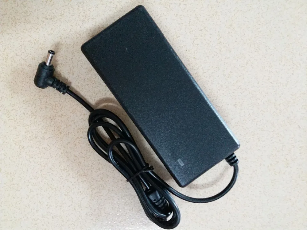 19V 3.95A 75w AC Adapter Charger for TOSHIBA Satellite 1750 A200 A300 Equium 300
19V 3.95A 75w AC Adapter Charger for TOSHIBA Satellite 1750 A200 A300 Equium 300