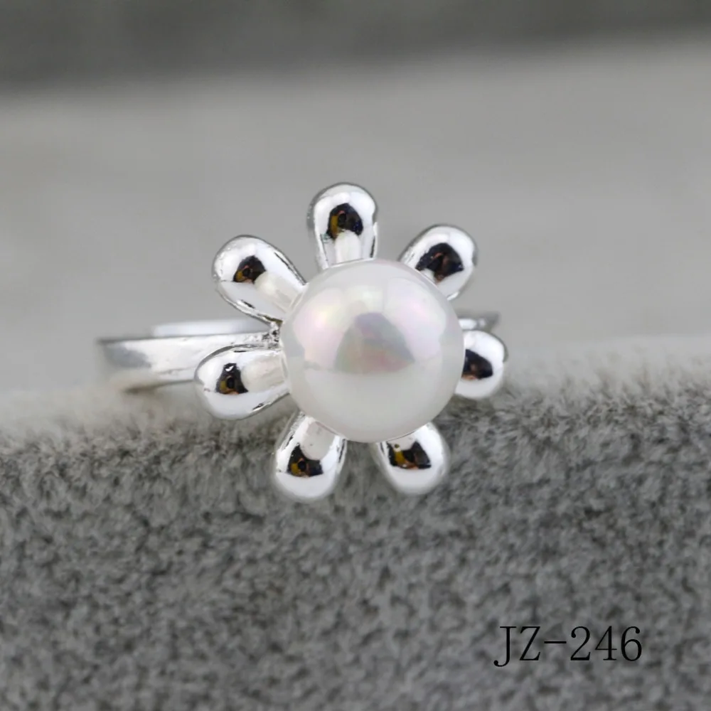 Free shipping jewelry Silver restoring ancient ways Pearl silver ring female model The little girl beautiful pearl silver ring
Free shipping jewelry Silver restoring ancient ways Pearl silver ring female model The little girl beautiful pearl silver ring