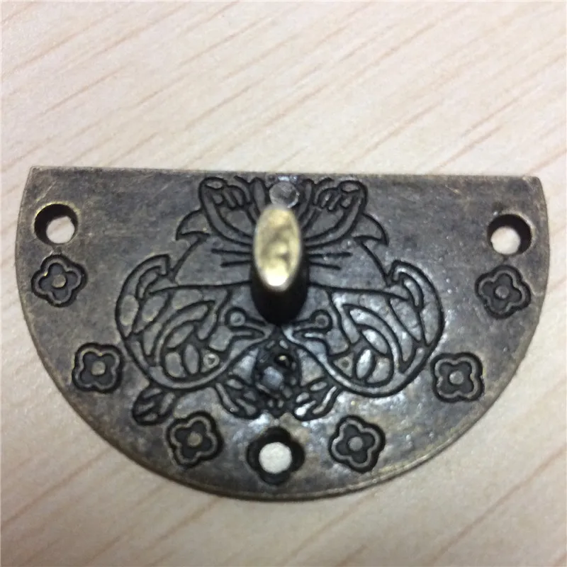 400Pcs Box Buckles Pattern Carved Round,Wooden DIY Box Lock,Bronze Tone 3.9cm(1 4/8") Dia
400Pcs Box Buckles Pattern Carved Round,Wooden DIY Box Lock,Bronze Tone 3.9cm(1 4/8") Dia