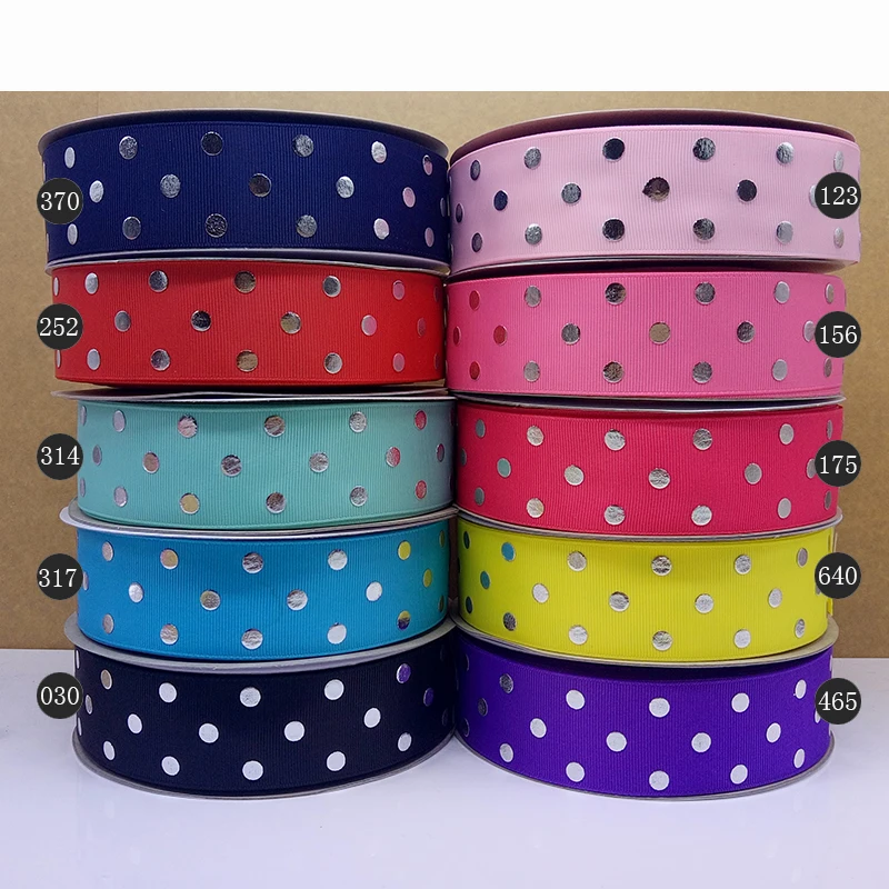 Free shipping 50 yard 1.5" 38 mm silver foil polka dots printed grosgrain ribbon
Free shipping 50 yard 1.5" 38 mm silver foil polka dots printed grosgrain ribbon