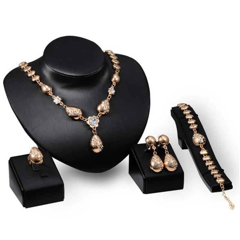 Luxury Gold Jewelry Sets Crystal Water Drop Pendant Necklace Choker Earrings Ring Bracelets For Female Party Jewelry Set
Luxury Gold Jewelry Sets Crystal Water Drop Pendant Necklace Choker Earrings Ring Bracelets For Female Party Jewelry Set