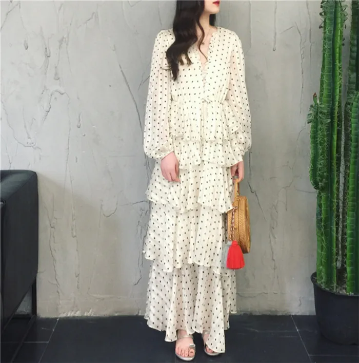 V-neck Long Sleeve Polka Dot Women Dress Layered Ruffles Cake Dress Elegant Long Dress Christmas Dress Vestidos Robe New 2019
V-neck Long Sleeve Polka Dot Women Dress Layered Ruffles Cake Dress Elegant Long Dress Christmas Dress Vestidos Robe New 2019