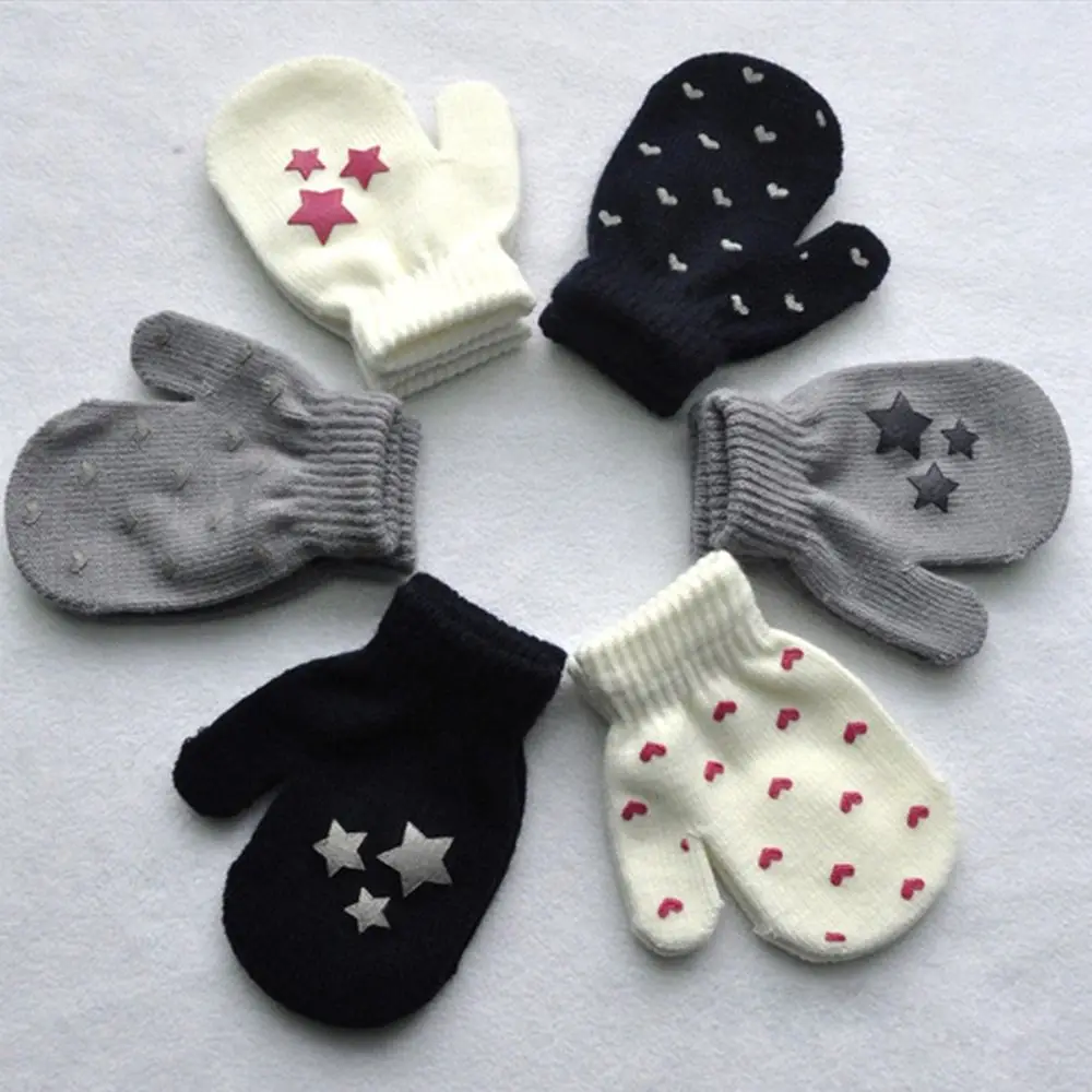 1 pair New Arrival Dot Star Heart Pattern Mittens Children Gloves Soft Knitting Warm Mittens gants chaud enfant
1 pair New Arrival Dot Star Heart Pattern Mittens Children Gloves Soft Knitting Warm Mittens gants chaud enfant
