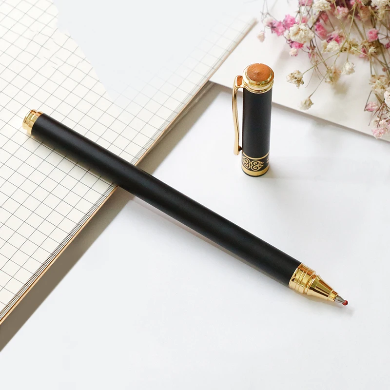 Gold Clip Black Business Rollerball Pen 1pc 0.5mm Fine Point Black Ink Metal Office Signature Pens customized Engraved Accept
Gold Clip Black Business Rollerball Pen 1pc 0.5mm Fine Point Black Ink Metal Office Signature Pens customized Engraved Accept
