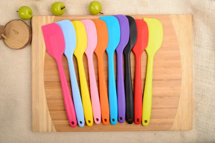 Multicolor Food Grade Non Stick Butter Cooking Silicone Spatula Set Cookie Pastry Scraper Cake Baking Spatula Silicone Spatula
Multicolor Food Grade Non Stick Butter Cooking Silicone Spatula Set Cookie Pastry Scraper Cake Baking Spatula Silicone Spatula