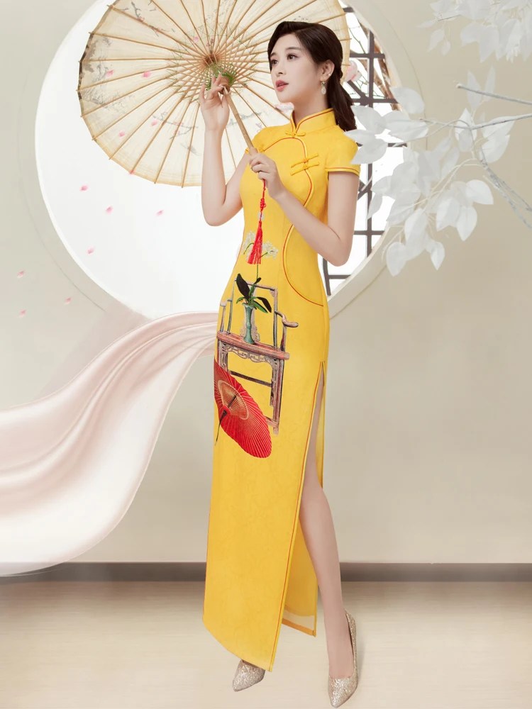 Yellow New Women Sexy Slim Long Qipao Novelty Split Vintage Cheongsam Chinese Style Vestidos Summer Satin Dress Size S-XL
Yellow New Women Sexy Slim Long Qipao Novelty Split Vintage Cheongsam Chinese Style Vestidos Summer Satin Dress Size S-XL