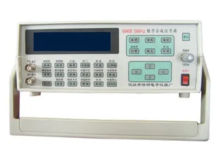(Yi Zhengpeiming) 5MHz digital synthesis signal source sine wave, triangle wave,, 996B