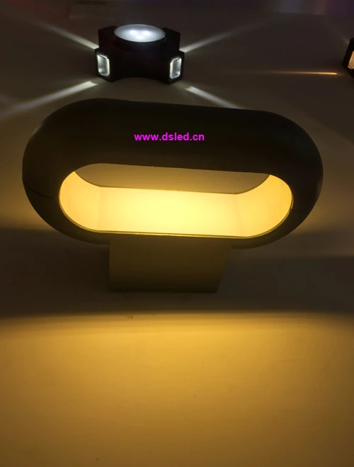 New design,high power 5W LED wall light,LED wall lamp,LED spotlight.LED up-down light,110V 220VAC,DS-08-40-5W
New design,high power 5W LED wall light,LED wall lamp,LED spotlight.LED up-down light,110V 220VAC,DS-08-40-5W