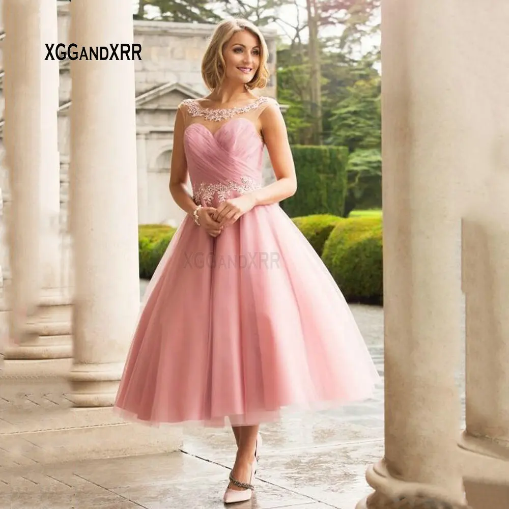 New Arrival Pink Tulle A-Line Tea-Length Prom Dresses 2019 Evening Dresses Scoop Appliques Beaded Formal Short Party Gowns
New Arrival Pink Tulle A-Line Tea-Length Prom Dresses 2019 Evening Dresses Scoop Appliques Beaded Formal Short Party Gowns