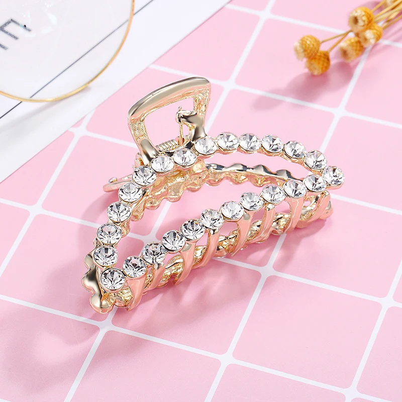 CHIMERA Rhinestone Hair Claw Metal Crab Clips for Women Trendy Crystal Barrettes Clamp Hairpins Fashion Hair Jewelry Accessories
CHIMERA Rhinestone Hair Claw Metal Crab Clips for Women Trendy Crystal Barrettes Clamp Hairpins Fashion Hair Jewelry Accessories