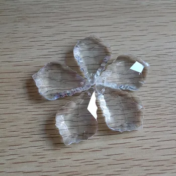 Newest 400pcs/lot 38mm clear Maple leaf diamond lamp drops crystal chandelier hanging pendant ornament crystal prism
Newest 400pcs/lot 38mm clear Maple leaf diamond lamp drops crystal chandelier hanging pendant ornament crystal prism