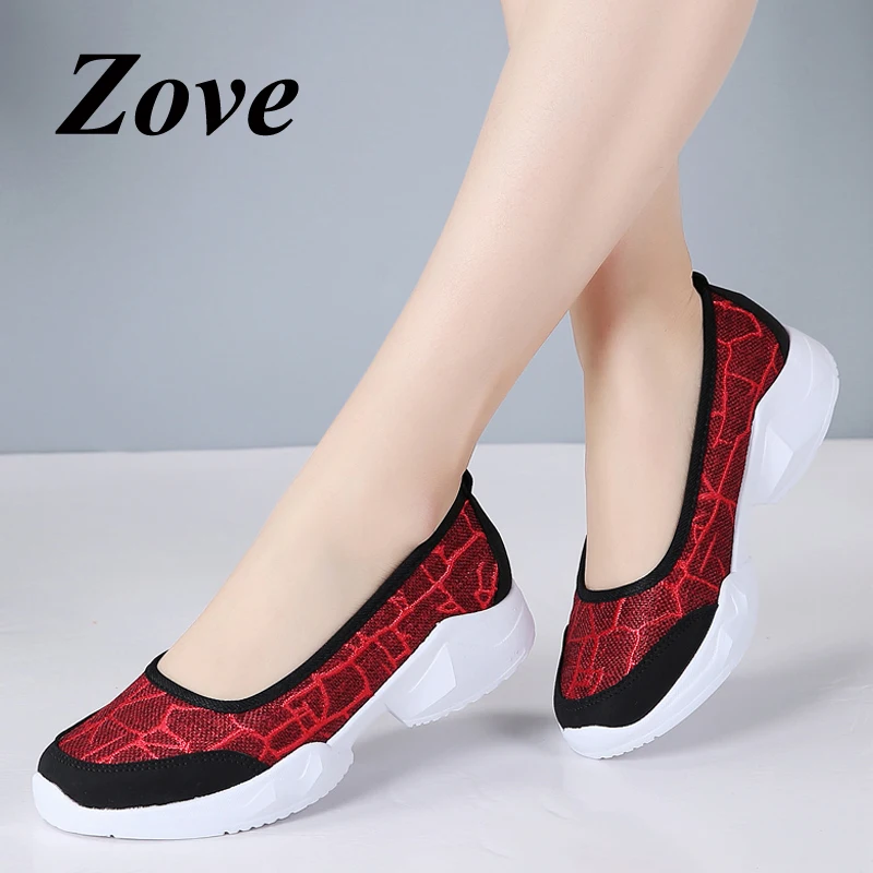 ZOVE Women Flats Sneakers Shoes 2019 Summer Breathable Mesh Walking Sneakers Ladies Woman Slip On Ballet Loafers Travel Shoes
ZOVE Women Flats Sneakers Shoes 2019 Summer Breathable Mesh Walking Sneakers Ladies Woman Slip On Ballet Loafers Travel Shoes