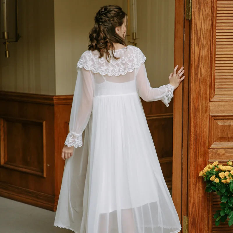 White Retro Lace Women Palace Princess Sleeping Dress Long Sleeve Nightdress Spring long Sleepwear Loose Nightwear Robe Gown Set
White Retro Lace Women Palace Princess Sleeping Dress Long Sleeve Nightdress Spring long Sleepwear Loose Nightwear Robe Gown Set