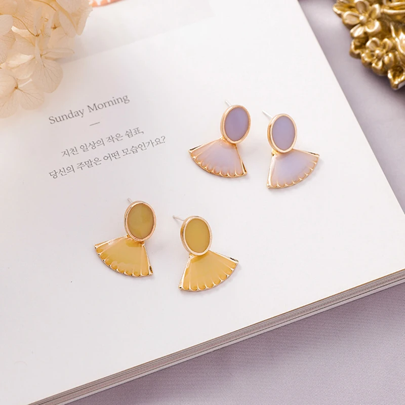 2019 Trendy Chinese Style Metal Elliptical Fan Shaped Drop Earring Tassel Pendant Earrings Ear Female Creative Jewelry Gift
2019 Trendy Chinese Style Metal Elliptical Fan Shaped Drop Earring Tassel Pendant Earrings Ear Female Creative Jewelry Gift