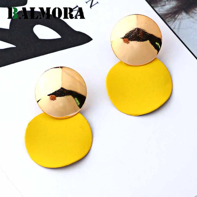 BALMORA Korean Style Round Stud Earrings for Women Lady Gifts Elegant Earrings Metal Fashion Jewelry Brincos Aretes BKE6051
BALMORA Korean Style Round Stud Earrings for Women Lady Gifts Elegant Earrings Metal Fashion Jewelry Brincos Aretes BKE6051