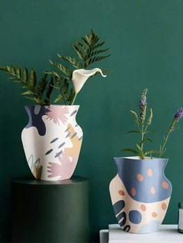 Kraft Paper Ins Nordic Living Room Decoration Arrangement Paper Vase nordic decoration home gold flower vase wedding vase
Kraft Paper Ins Nordic Living Room Decoration Arrangement Paper Vase nordic decoration home gold flower vase wedding vase