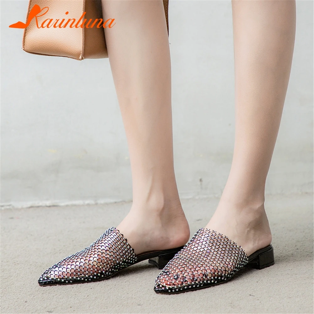 KARINLUNA Brand New Fashion INS Hot Pointed Toe Mesh Hollow Crystal Women Shoes Woman Casual Outside Summer Slippers 2019
KARINLUNA Brand New Fashion INS Hot Pointed Toe Mesh Hollow Crystal Women Shoes Woman Casual Outside Summer Slippers 2019