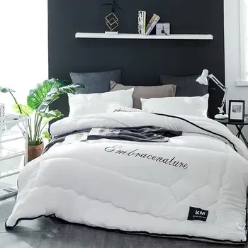 2019 New Winter thicken quilts bedding comforter students dormitory keep warm duvet with filling quilting king twin queen size
2019 New Winter thicken quilts bedding comforter students dormitory keep warm duvet with filling quilting king twin queen size