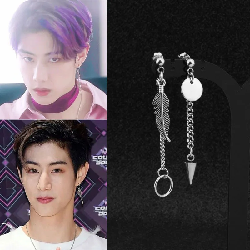 KPOP DNA Korean Punk Earring Bangtan Boys Album Pierced ears Steam Punk Stud Earrings Jewelry Accessories For Men Women
KPOP DNA Korean Punk Earring Bangtan Boys Album Pierced ears Steam Punk Stud Earrings Jewelry Accessories For Men Women