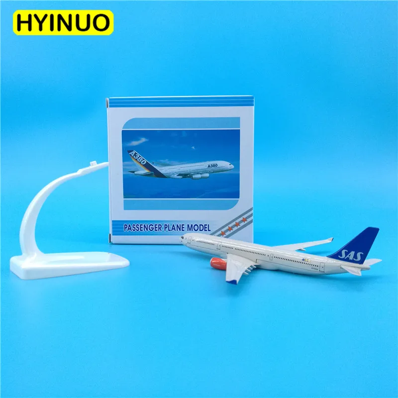 16CM 1:400 Airbus A330-300 SAS Scandianavian airlines airplane model toys aircraft diecast plastic alloy plane gifts for kids
16CM 1:400 Airbus A330-300 SAS Scandianavian airlines airplane model toys aircraft diecast plastic alloy plane gifts for kids
