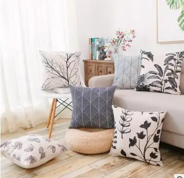 Simple black white pattern leaves cushion cover pillowcase trees printed throw pillow cover backrest office chair cushion case
Simple black white pattern leaves cushion cover pillowcase trees printed throw pillow cover backrest office chair cushion case