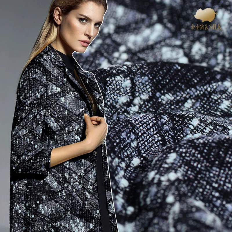 158cm woven wool jacquard fabric yarn-dyed fashion coat wool viscose fabric Italian brand fashion wool fabric wholesale cloth
158cm woven wool jacquard fabric yarn-dyed fashion coat wool viscose fabric Italian brand fashion wool fabric wholesale cloth