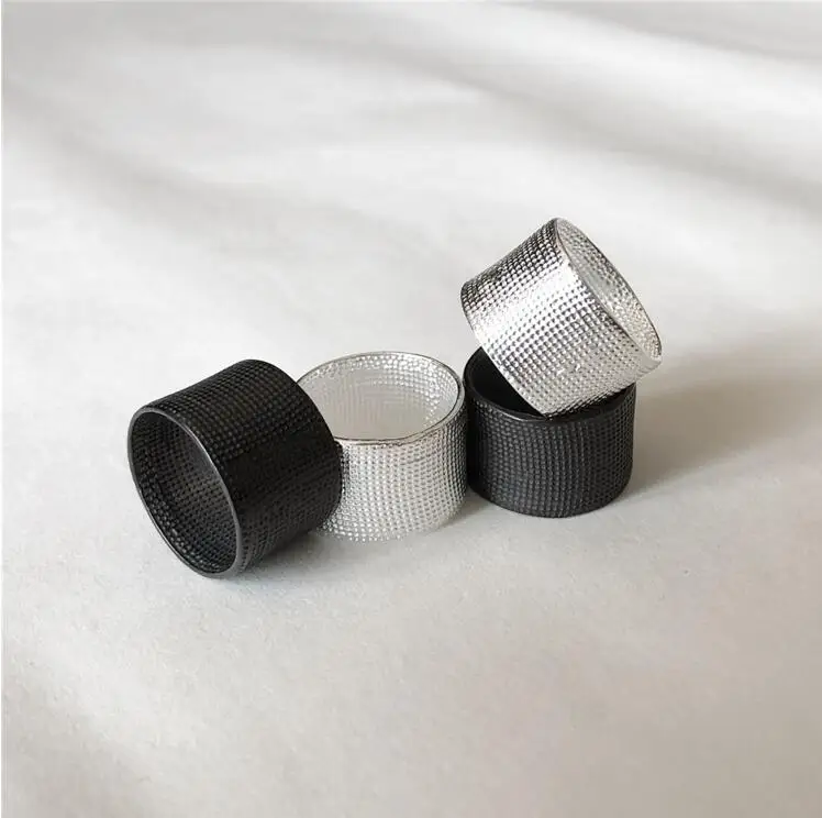Lace Chic Stainless Steel Simple Wide Plain Black Surface Band Ring Men Dark Bandage Rings For Women Punk Man Finger Ring femme
Lace Chic Stainless Steel Simple Wide Plain Black Surface Band Ring Men Dark Bandage Rings For Women Punk Man Finger Ring femme