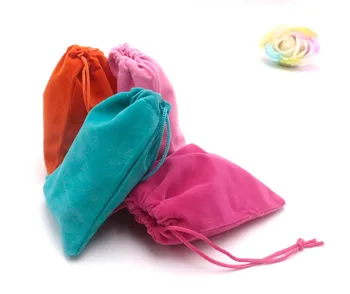 Small Velvet Bags 50pcs/lot 9*12cm Blue Velvet Pouches Jewelry Packaging &Display Fashion Favor Wedding Gift Pouch Bag
Small Velvet Bags 50pcs/lot 9*12cm Blue Velvet Pouches Jewelry Packaging &Display Fashion Favor Wedding Gift Pouch Bag