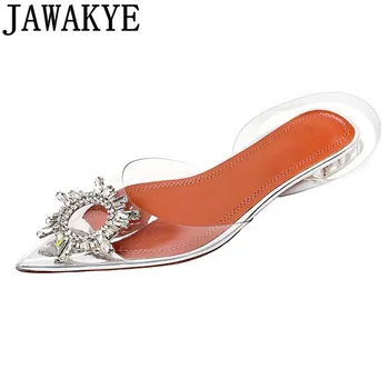 Transparent PVC sandals women pointed clear crystal flat heel shoes sexy rhinestone 2019 new summer shoes women
Transparent PVC sandals women pointed clear crystal flat heel shoes sexy rhinestone 2019 new summer shoes women