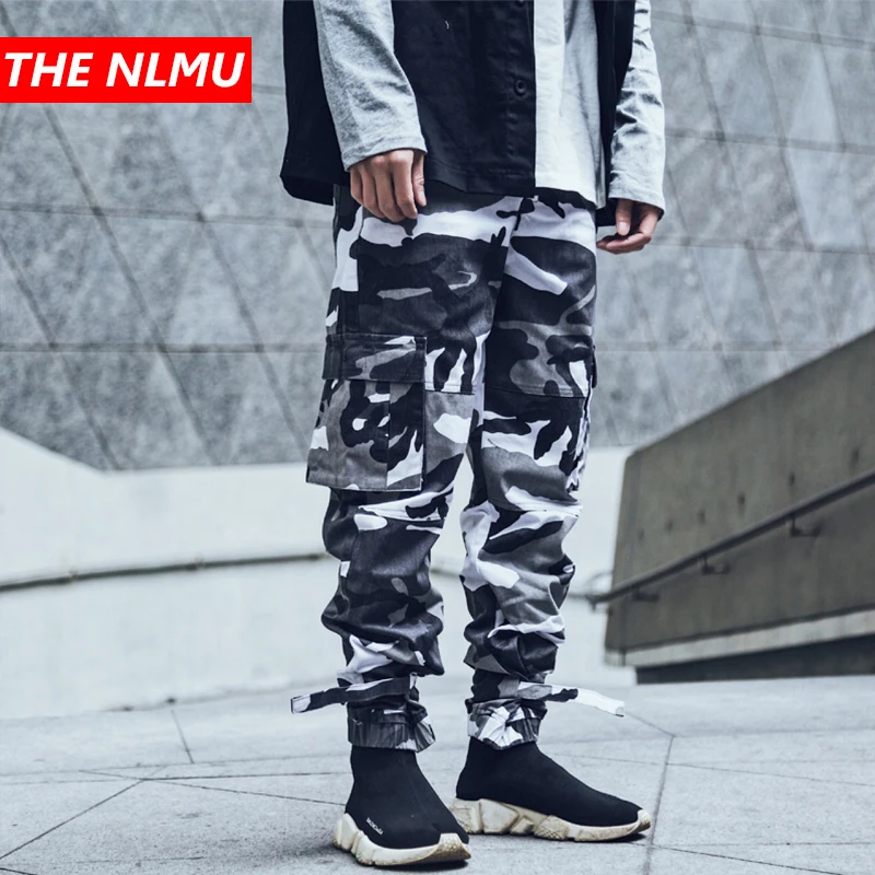 Hip Hip Camouflage Cargo Pants Men Tactical Joggers Pant 2019 Autumn Casual Streetwear Camo Trousers Multi Pocket WG358
Hip Hip Camouflage Cargo Pants Men Tactical Joggers Pant 2019 Autumn Casual Streetwear Camo Trousers Multi Pocket WG358